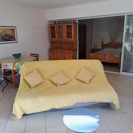 Ti-Wait Apartment Sainte-Anne  Ngoại thất bức ảnh