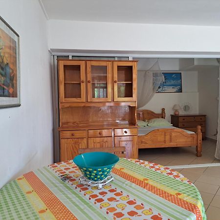 Ti-Wait Apartment Sainte-Anne  Ngoại thất bức ảnh